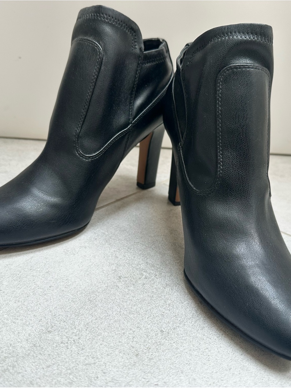 Franco Sarto Women's Black Leather High-Heel Ankle Boots